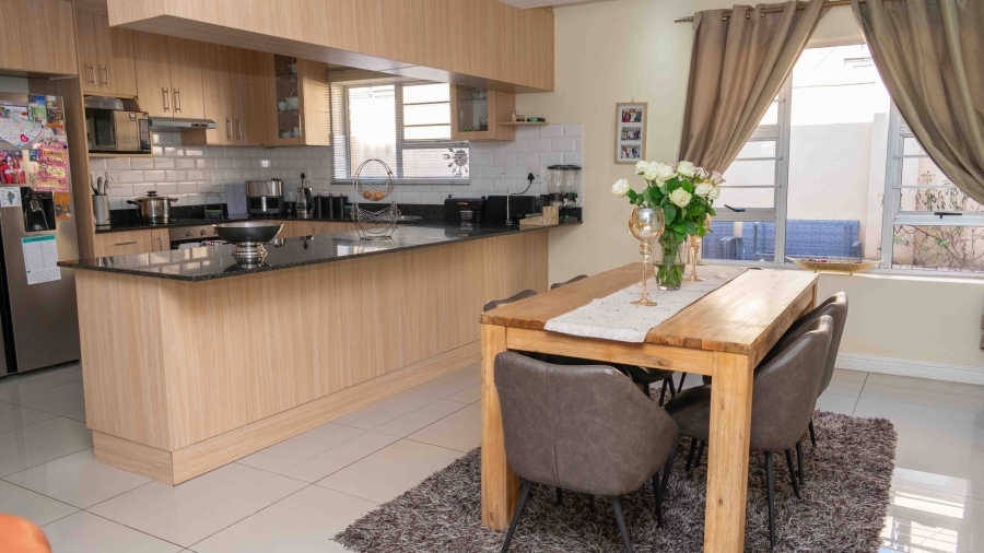 3 Bedroom Property for Sale in Lovemore Park Eastern Cape
